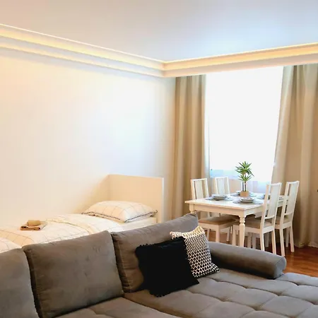 Deluxe Astrova A Apartmán